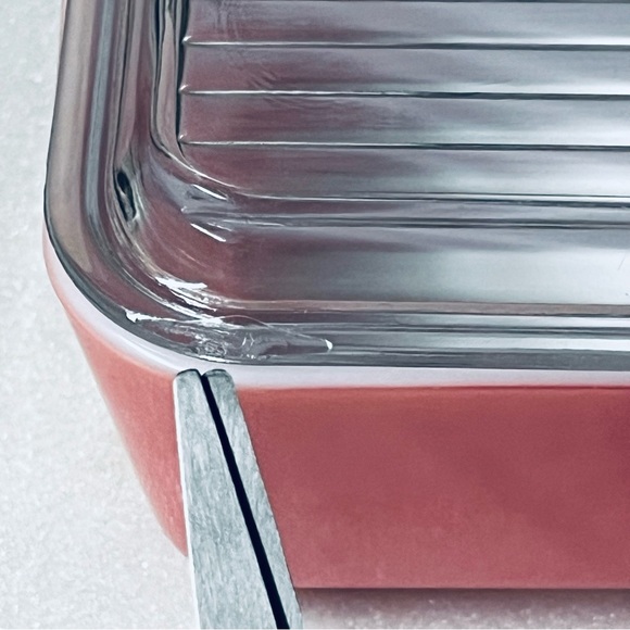 Flamingo Pink Pyrex Refrigerator Dish With Lid 502 Hard to Find - Picture 11 of 14